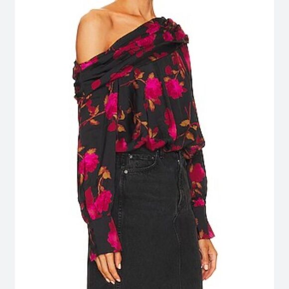 NWT Free People Potter Floral Printed Off-Shoulder Top size Medium - Picture 2 of 9